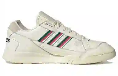 adidas originals A.R.TRAINER