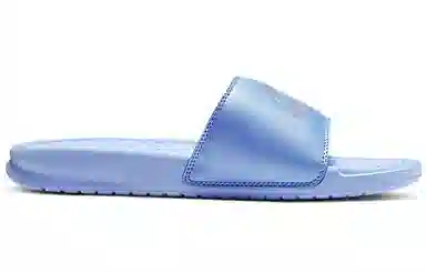 Nike Benassi