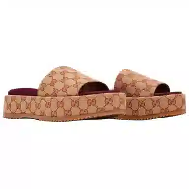Gucci Slides Brick Red