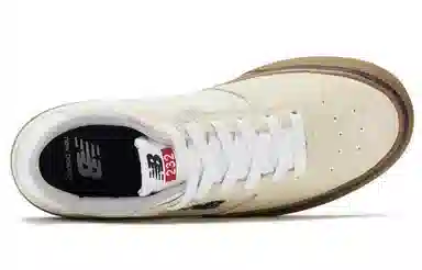 New Balance NB 232