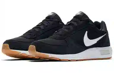 Nike Nightgazer Black White