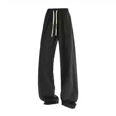 maxim's de paris vibe