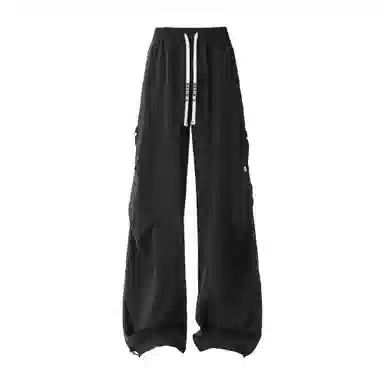 maxim's de paris vibe