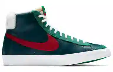 Nike Blazer 77 Christmas