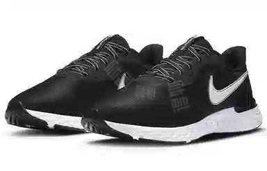 Nike REVOLUTION 5 ext
