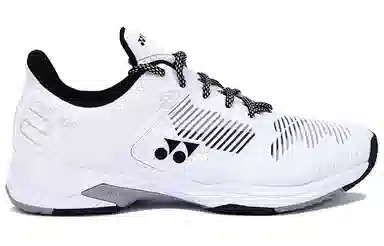 YONEX