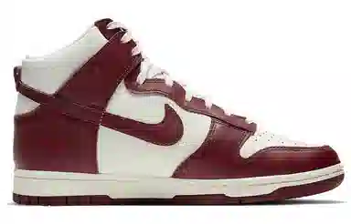 Nike Dunk "Team Red"