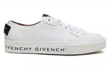 GIVENCHY
