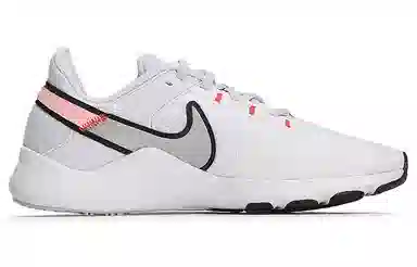 Nike Legend Essential 2