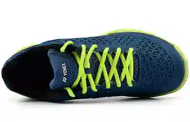YONEX
