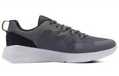 Under Armour Essential-