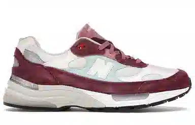 KITH x New Balance 992 Kithmas