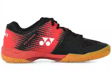YONEX Power Cushion Black Red