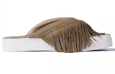 xVESSEL Tassel Toe Slides