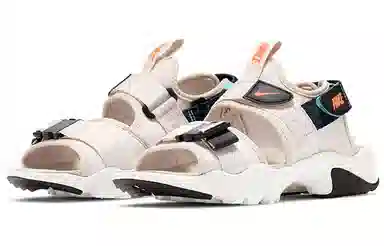 Nike Canyon