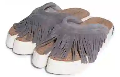 xVESSEL Tassel Toe Slides