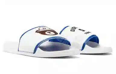 OIOI x Reebok classic slide