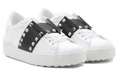 Valentino Open Garavani Rockstud White