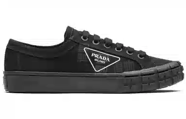 PRADA Wheel Black