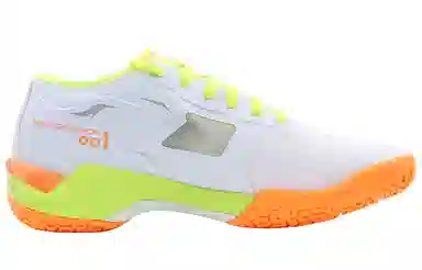 YONEX Power Cushion 001CR