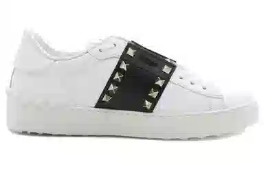 Valentino Open Garavani Rockstud White
