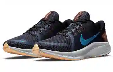 Nike Quest 4