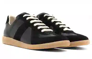 Maison Margiela Replica Black