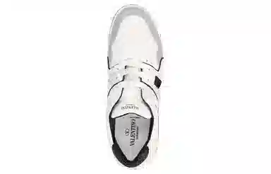 Valentino One StudGARAVANI