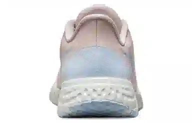 Nike REVOLUTION 5