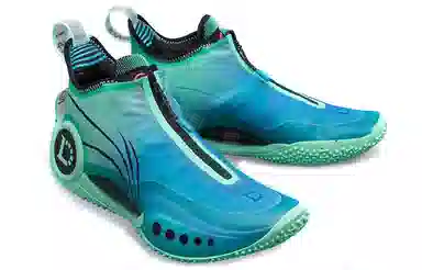 LiNing WOW 9 "Ice Blood"