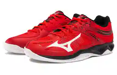 Mizuno Wave Claw