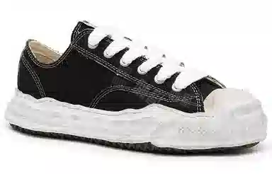 MIHARA YASUHIRO Low Top Black Distressed