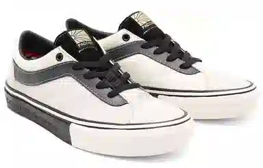 Rassvet x Vans Bold White