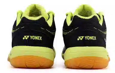 YONEX