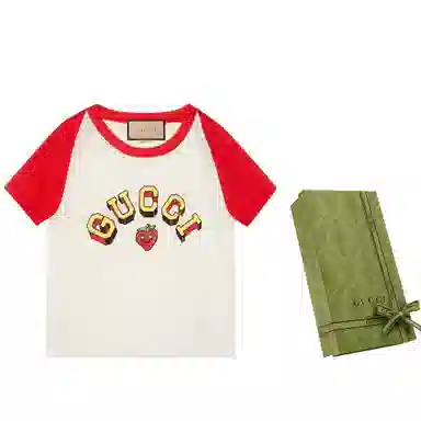 GUCCI T