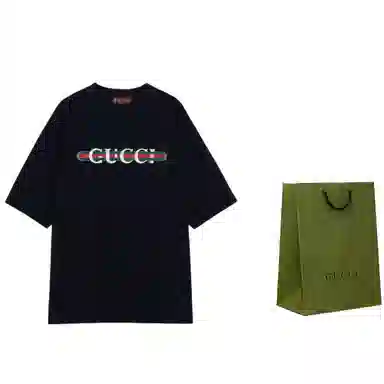 GUCCI T