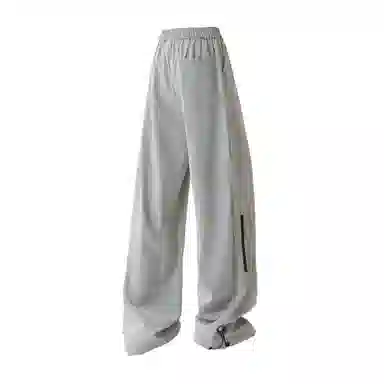 maxim's de paris vibe