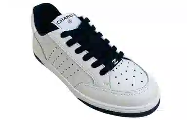 CHANEL 22P Black White