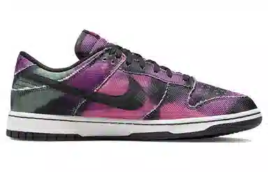 Nike Dunk Low PRM "Graffiti"