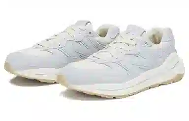New Balance 5740 Grey