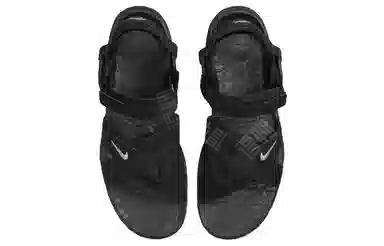 Nike ACG Deschutz +