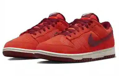 Nike Dunk Low "Orange Suede"