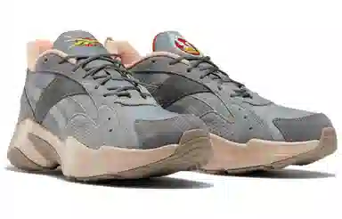 Looney Tunes x Reebok Turbo Restyle