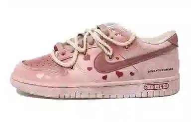 Nike Dunk Low "Love" Pink