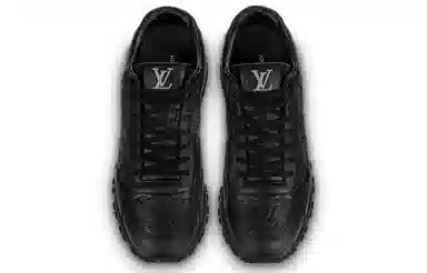 LOUIS VUITTON Run Away