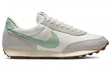 Nike Daybreak SE