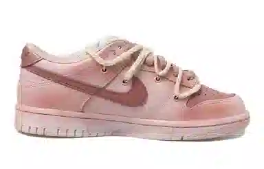 Nike Dunk Low "Love" Pink