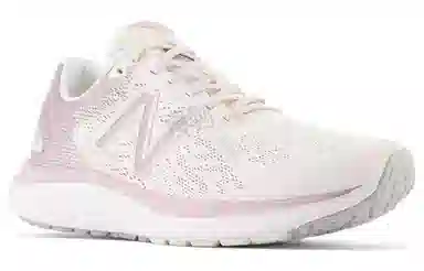New Balance NB 670 Fresh Foam 680 v7