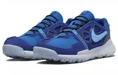 Nike Terra Vista Free