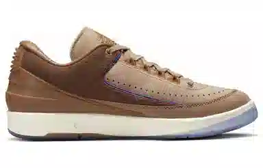 two 18 x Jordan Air Jordan 2 Retro Low Brown
